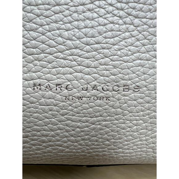 Marc Jacobs Gotham City Hobo Shoulder Bag Beige 100% Cow Leather - Picture 13 of 14